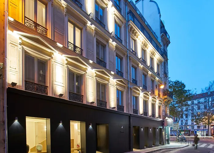 Hotel 9hotel Republique 4*