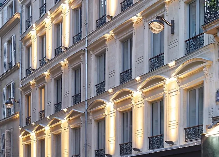 9hotel Republique Parigi