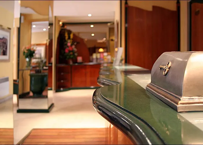 9hotel Republique Parigi