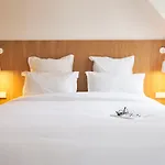 فندق 9هوتيل ريبابليك 4*