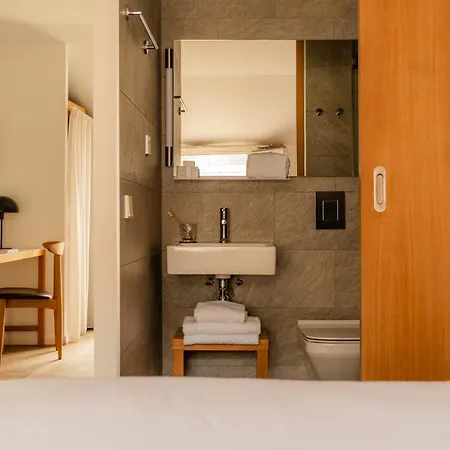 9hotel Republique Hotel
