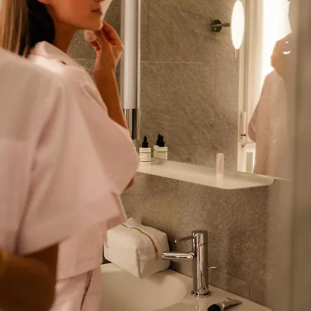 Szálloda 9hotel Republique 4*