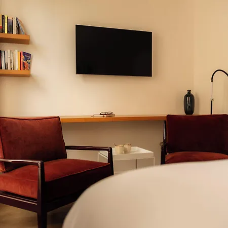 9hotel Republique 4* Parigi
