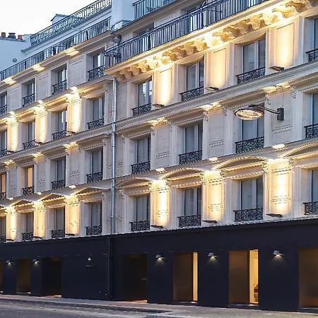9hotel Republique מלון