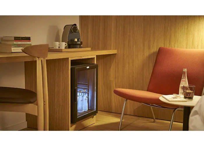 9hotel Republique Hotel Parigi