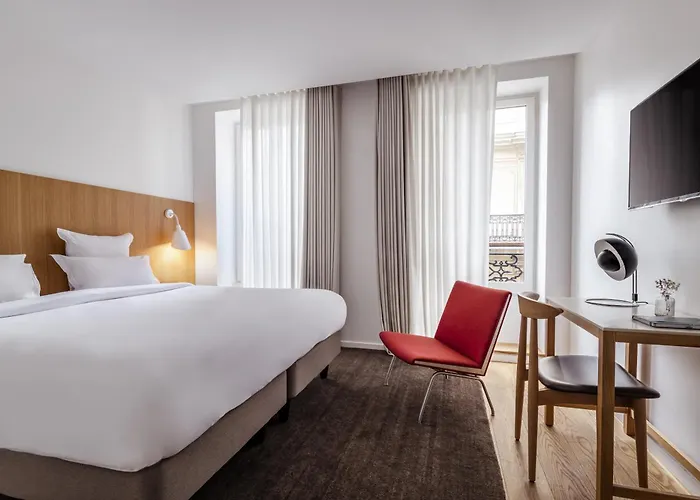 9hotel Republique