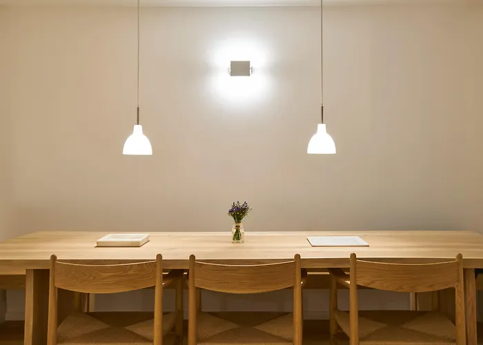 Otel 9hotel Republique 4*